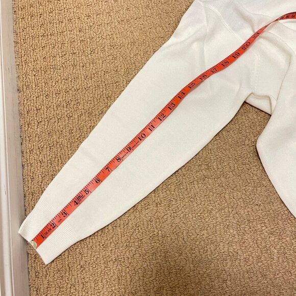 NWOT Vintage Gianni Dolce White Mock Neck Sweater - Picture 9 of 11